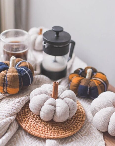 Шиени тиквички, есенска декорација